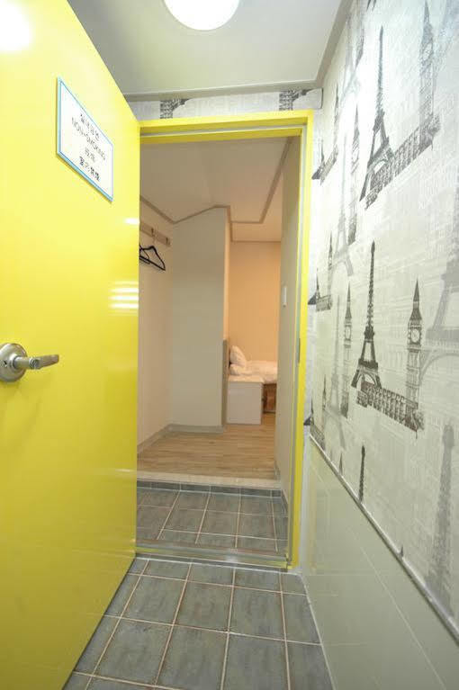 Dongdaemun Hwashin Hostel Seoul Exterior photo